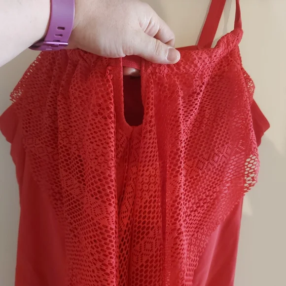 Sea Red Ruffle Keyhole Swim Top - Picture 5 of 9